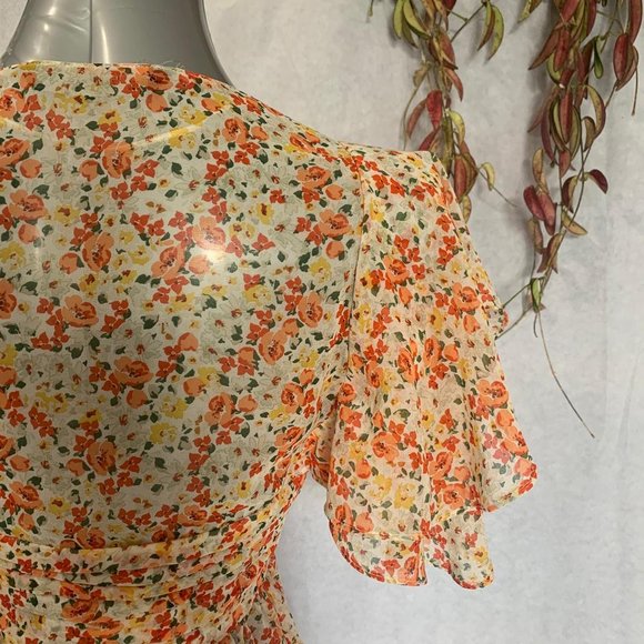 🌟HOST PICK🌟 Zara Basic Ruffle Floral Blouse - Picture 6 of 10